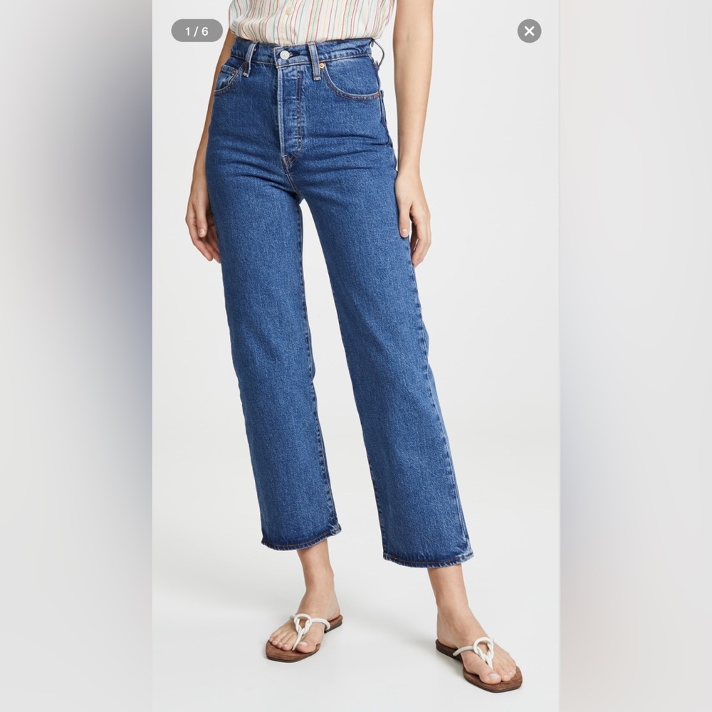 Levi's Women's Straight Leg Blue Jeans